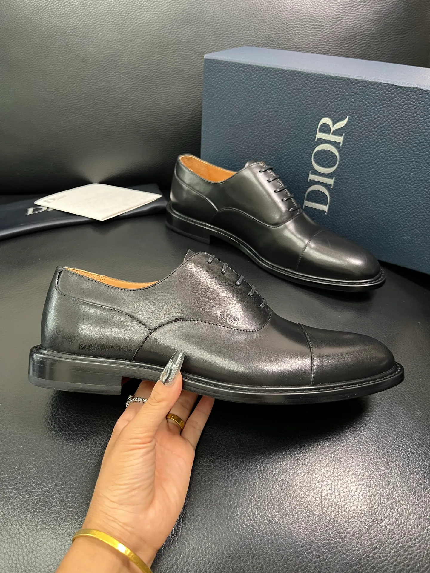 Men's shoes 💰940 Dior top purchasing agent, synchronized with Dior counters, original factory configuration, imported Italian cowhide, fully imported water-dyed cowhide lining, sole: original factory special supply, original sole super comfortable, original factory follow-up order 🔍🔍High quality, welcome to compare, code number 39-44 (can be ordered 38 45 46) 85868